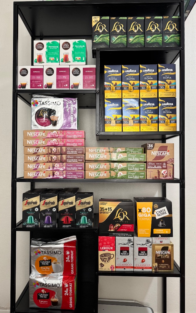 Lot / Boîtes de capsules de café variées (L'OR, Nescafé, Lavazza, Tassimo, etc.)