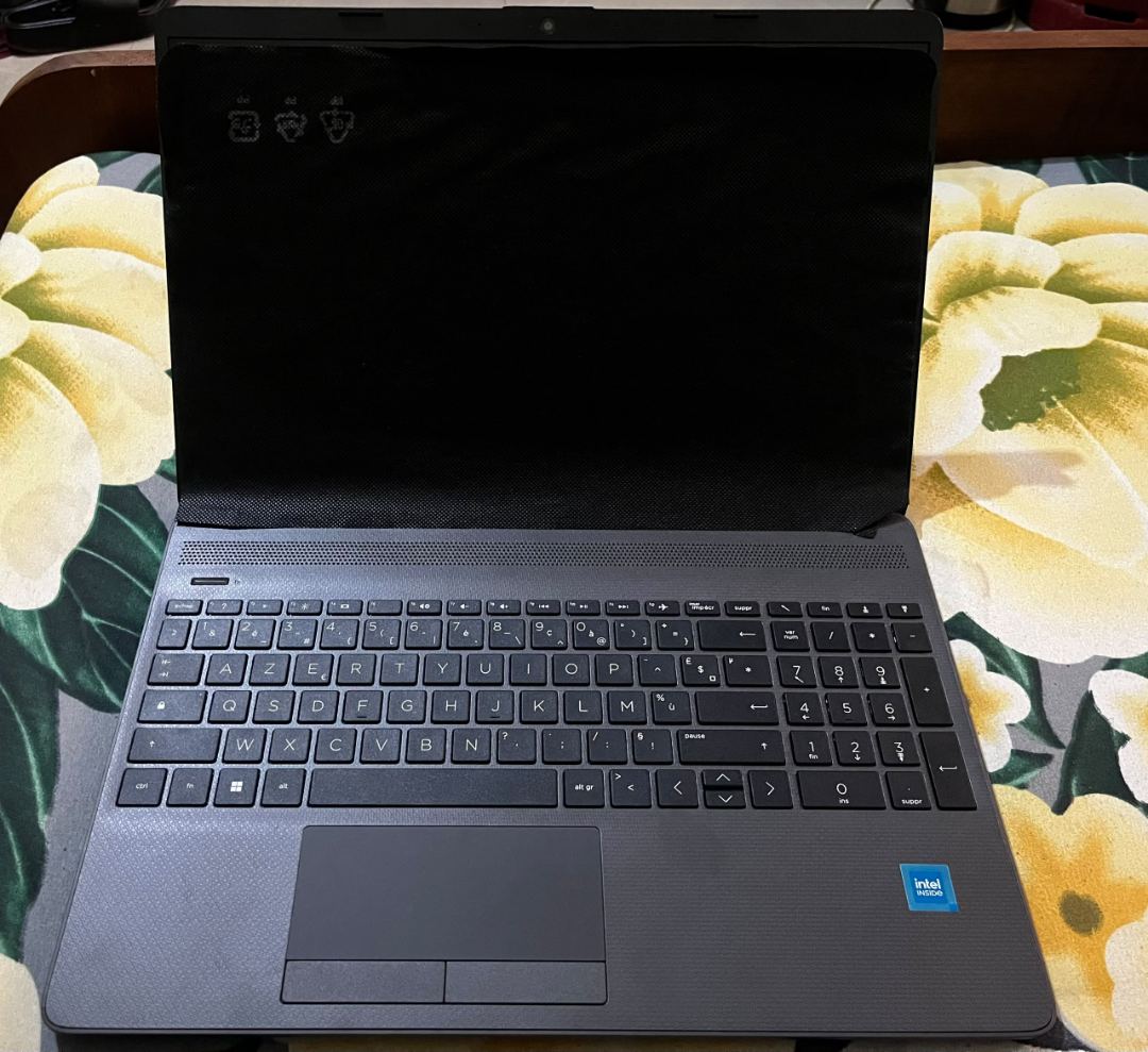 Ordinateur portable Hp — 1